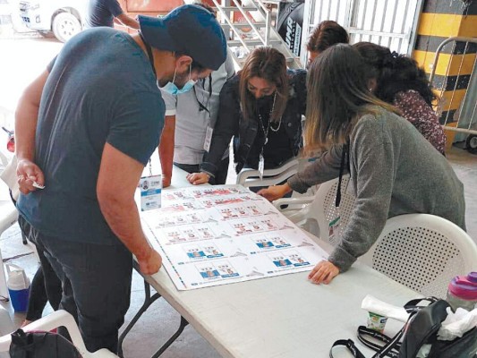 Comienza impresión de credenciales en blanco del partido Nacional y Liberal