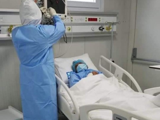 Hace algunos días las autoridades anunciaron que algunos pacientes habían sido trasladados al hospital móvil de San Pedro Sula, para dar inicio a su uso.