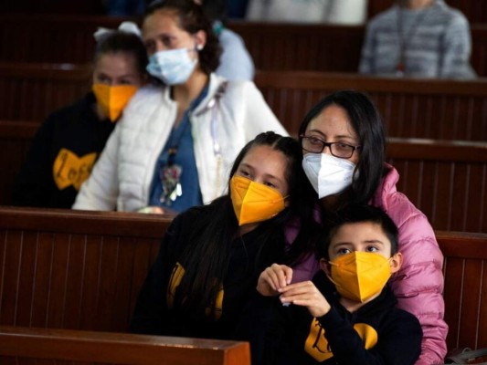 México entra en la tercera ola de la pandemia por covid-19