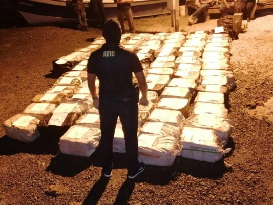 ¿Qué significa la imagen de un águila en la presunta droga hallada al alcalde de Roatán?