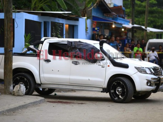 Escena del crimen donde asesinaron inspector depurado y a su esposa (Fotos)