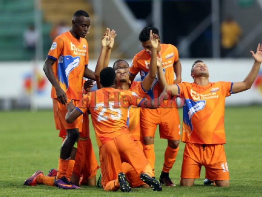 La hazaña de los Lobos de la UPNFM en Liga Nacional