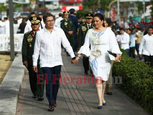FOTOS: Así lució la pareja presidencial de Honduras en desfiles patrios