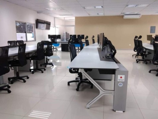 Japón dona equipo a la nueva Sala Situacional de Inteligencia de la Policía Nacional&nbsp;&nbsp;