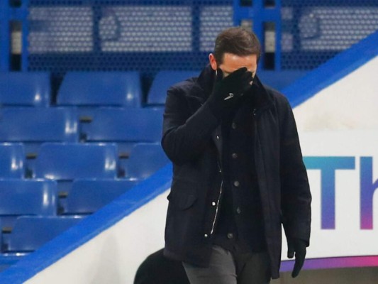 Premier inglesa reporta 18 casos del virus en una semana