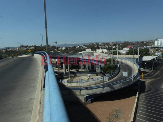 Unos con hambre, otros con miedo, capitalinos se encierran por coronavirus