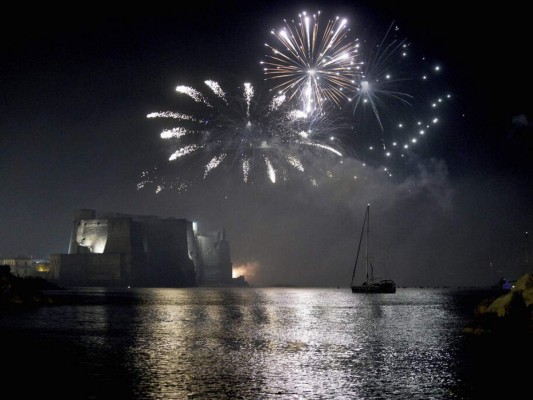 FOTOS: Lágrimas y rezos en bienvenida 2020, inicio de nueva década