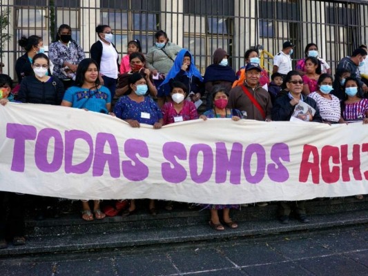 Inicia juicio a exparamilitares por abuso sexual a indígenas en Guatemala