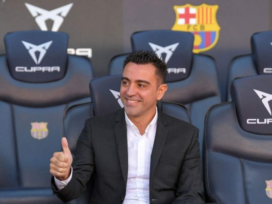 ¿Cuánto cobrará Xavi Hernández por dirigir al Barcelona?