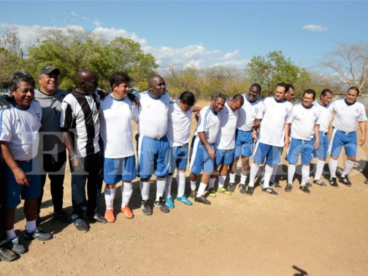 En amistoso exmundialistas de España 82 de Honduras y El Salvador empataron a uno