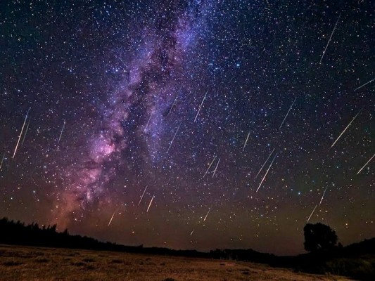Las Gemínidas reciben este nombre porque estas 'estrellas fugaces' parecen provenir de las estrellas Cástor y Pollux de Gémini, en la constelación de Géminis. Foto: AFP