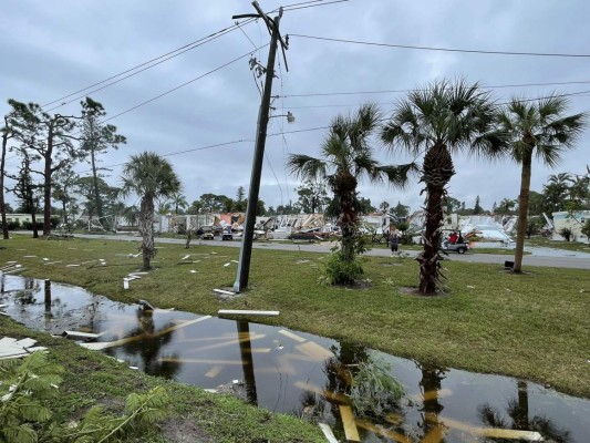 Caos y destrucción: Las imágenes que dejó el tornado en Florida