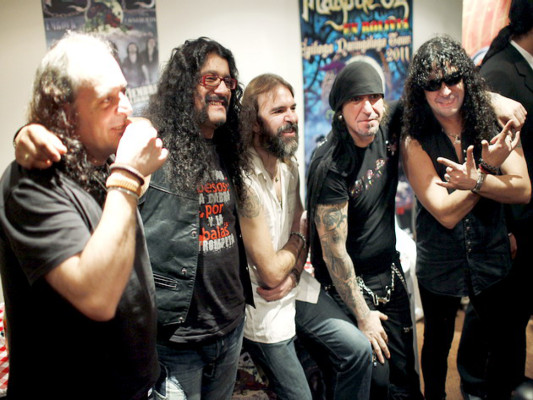 Se despide vocalista de Mago de Oz