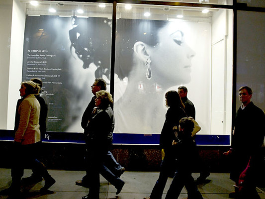 Subastan vestidos de Elizabeth Taylor en Nueva York