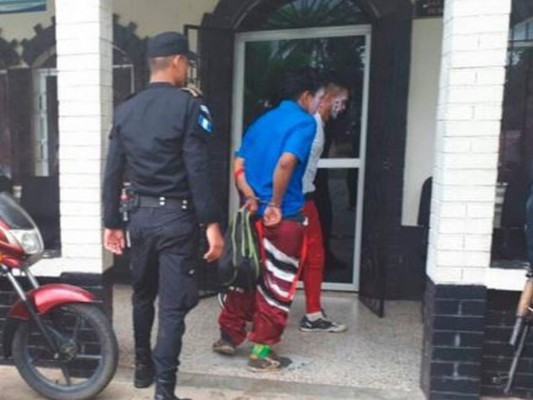 Capturan a hondureños que asaltaban vestidos de payasos en Guatemala