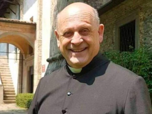 Muere sacerdote italiano que donó su respirador a joven en Bérgamo&nbsp;&nbsp;