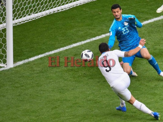 VÍDEO: Uruguay rompe maleficio ganando 1-0 en su debut ante Egipto