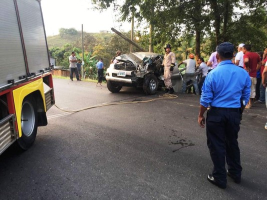 Un herido tras brutal choque contra poste del tendido eléctrico en Campamento, Olancho&nbsp;