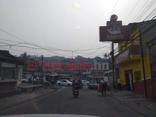 FOTOS: Capitalinos ahogados por el humo de los incendios, sin agua y confinados
