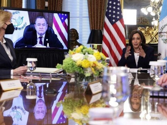 Kamala Harris promete US$310 millones en ayuda a Centroamérica para frenar migración