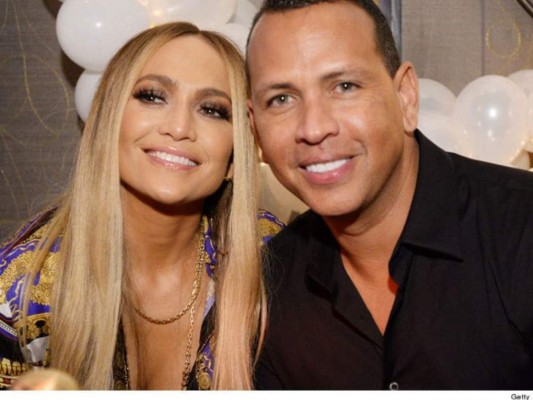 Jennifer López reacciona a rumores de infidelidad de Alex Rodríguez: 'Yo sé cuál es la verdad'