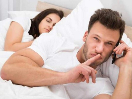¿Cómo saber si mi pareja es infiel? Aquí algunos comportamientos