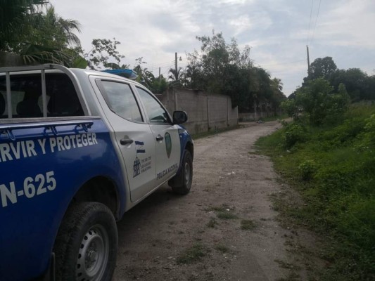 Atado de manos hallan cadáver de hombre en la Rivera Hernández