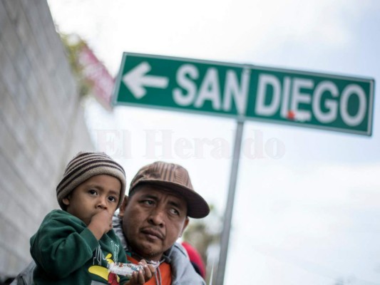 Centroamericanos protestan por falta de visas en México