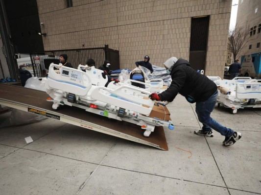 El mundo se tambalea por coronavirus y se prepara para días muy difíciles