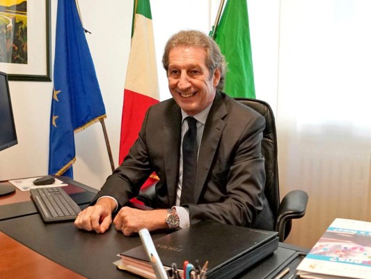 Médico que se quedó sin mascarillas fallece por coronavirus