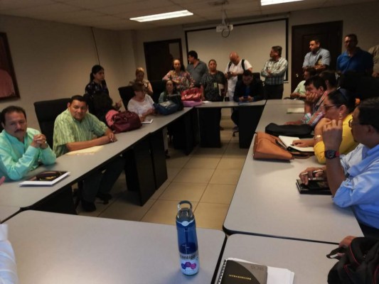 Empleados de hospitales anuncian paro; ANDEPH dice que no los apoyará