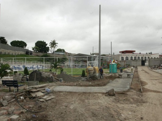 Plaza de la colonia 15 de Septiembre tiene 90% de avance