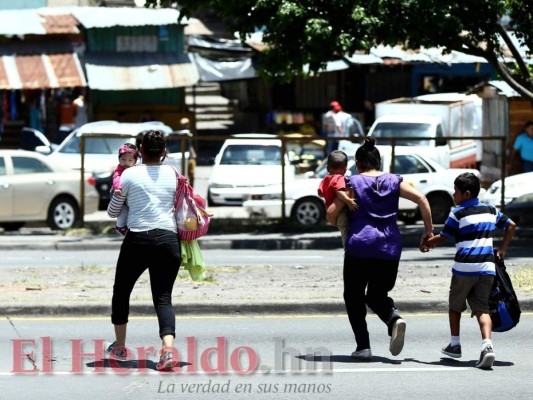 FOTOS: 'Cruces de la muerte' en la capital, escenarios teñidos de sangre por imprudencia de hondureños