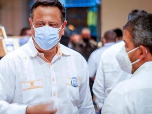 Educación presenta estrategia para el retorno a clases semipresenciales