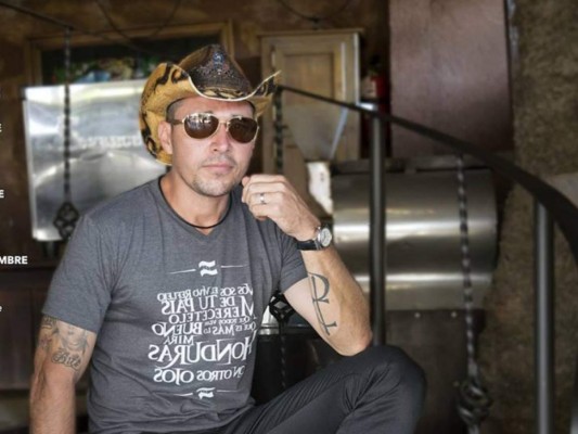 Polache presenta su cuarto disco 'Ni muy muy ni tan tan'