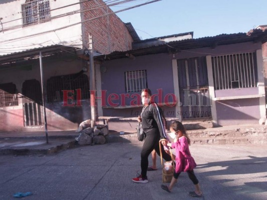 FOTOS: Así viven cuarentena vecinos de zona cero del Covid-19 en Honduras