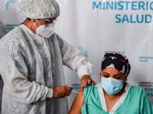 Con Uruguay y Chile a la cabeza, así avanza la vacunación anticovid en América Latina
