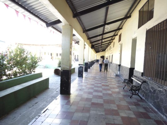 En manos de la caridad están las obras en centros educativos