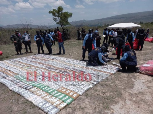 Incineran 2,392 kilos de clorhidrato de cocaína decomisados en Honduras &nbsp;&nbsp;