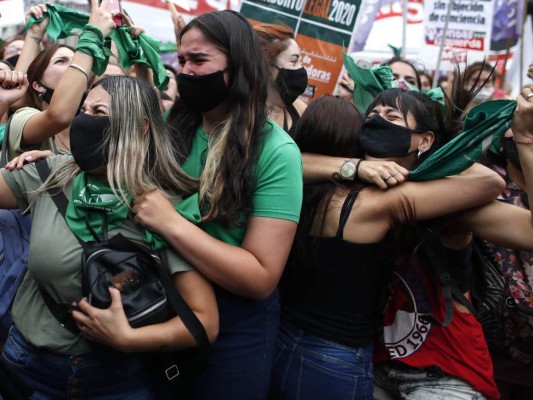 Eclipse solar, aprobación del aborto y pandemia: las mejores fotos de América Latina