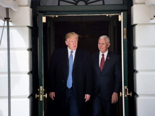 Caravana migratoria es resultado de leyes 'débiles' en Estados Unidos, dice Mike Pence
