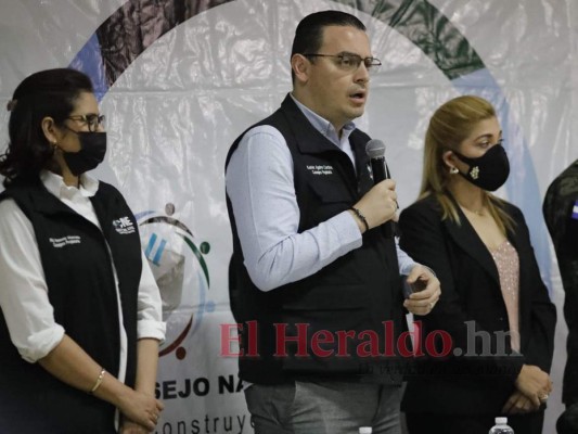 Así arrancó el escrutinio para revisar inconsistencias en actas y maletas electorales