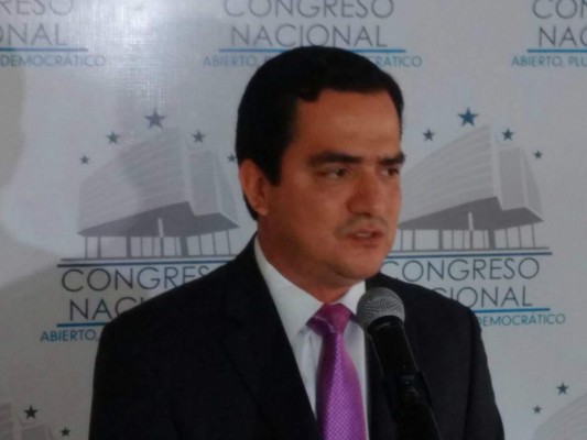 Congreso Nacional recibió 102 postulaciones de aspirantes a magistrados del TSC