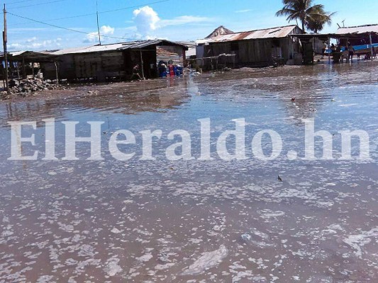 Honduras: En alerta verde permanece costa pacífica por mareas altas