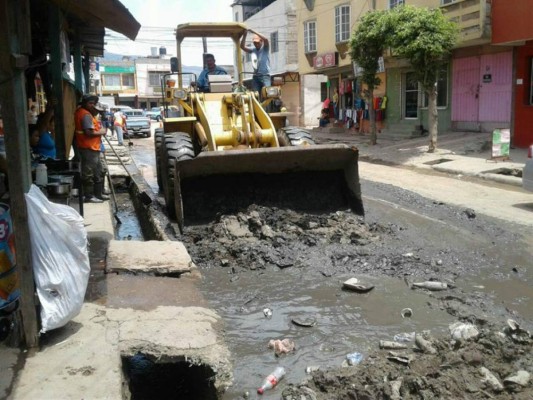 Avanzan trabajos de limpieza en la colonia Arturo Quezada de Comayagüela&nbsp;&nbsp;