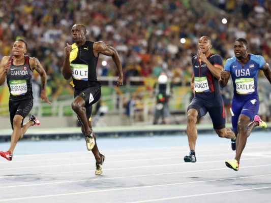 Bolt se hace leyenda y gana por tercera vez la medalla de oro de los 100m planos de los Juegos Olímpicos en Rio-2016