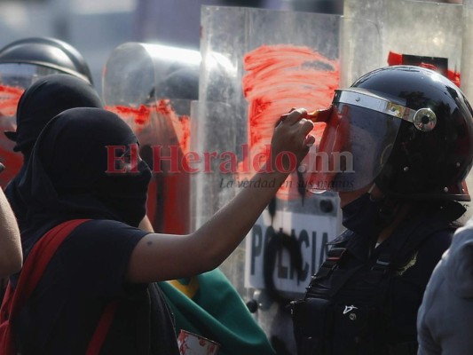 Secuelas de Eta, protestas en Sudamérica y un covid que no da tregua, las fotos de la semana en América Latina
