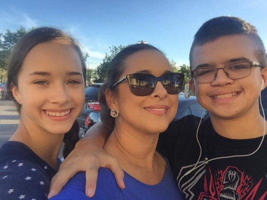 Neida Sandoval regresa a la televisión en Honduras