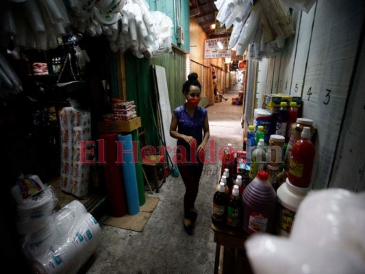 FOTOS: Capitalinos se abastecen durante quinta semana de cuarentena