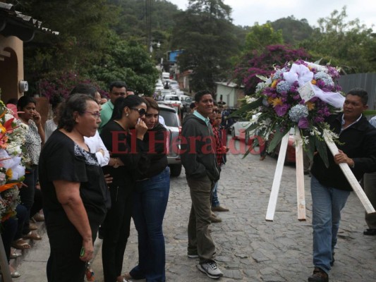 FOTOS: Así fue el doloroso último adiós del piloto que murió en accidente de helicóptero